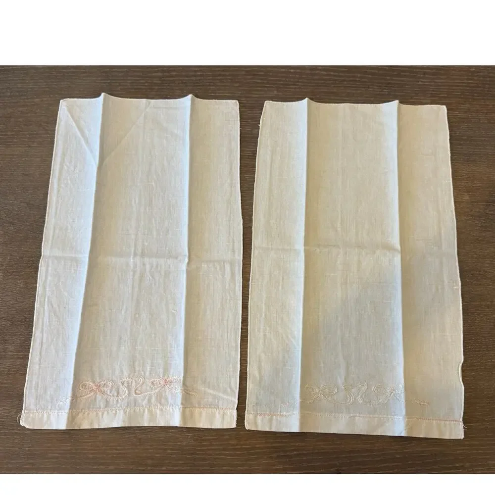 Vintage Retro Set of 2 Embroidered Bow Napkins Kitchen Towels